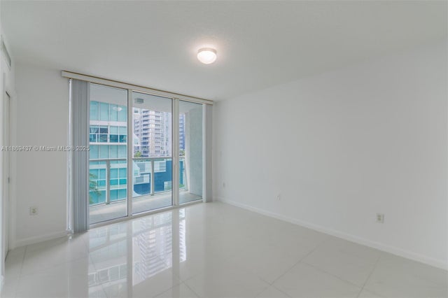 5 of 31 - 31 Se 5th St 1510, Miami, FL