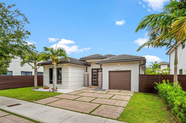 2 of 41 - 15877 Sw 136th Way, Miami, FL