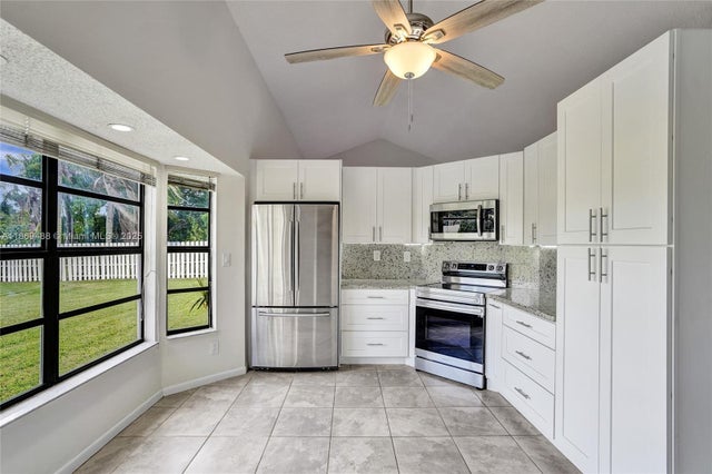 2 of 56 - 640 Fairfax Ave, Davie, FL