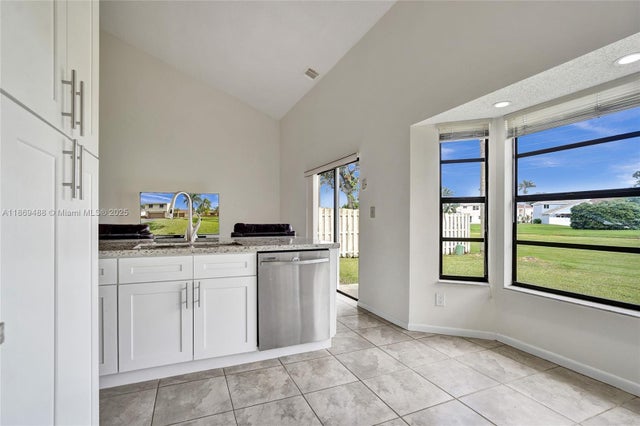 4 of 56 - 640 Fairfax Ave, Davie, FL