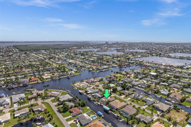 4927 Sw 2nd Ave, Cape Coral