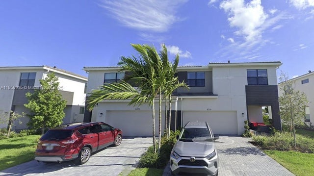 2 of 4 - 8719 Antarus Dr, Lake Worth, FL