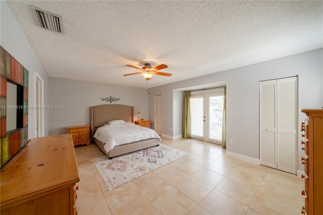 2 of 9 - 14204 Sw 117th St, Miami, FL