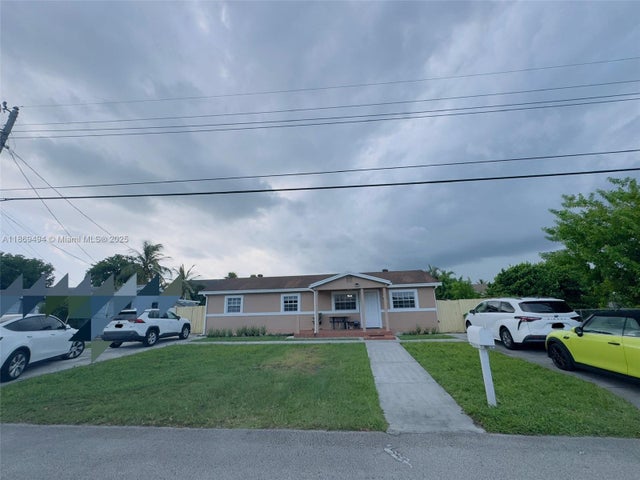 2 of 20 - 5721 Sw 54th Ter, Davie, FL