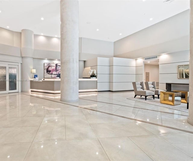 4 of 7 - 19195 Ne 36th Ct 2902, Aventura, FL