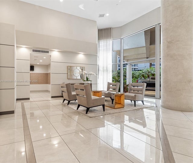 5 of 7 - 19195 Ne 36th Ct 2902, Aventura, FL
