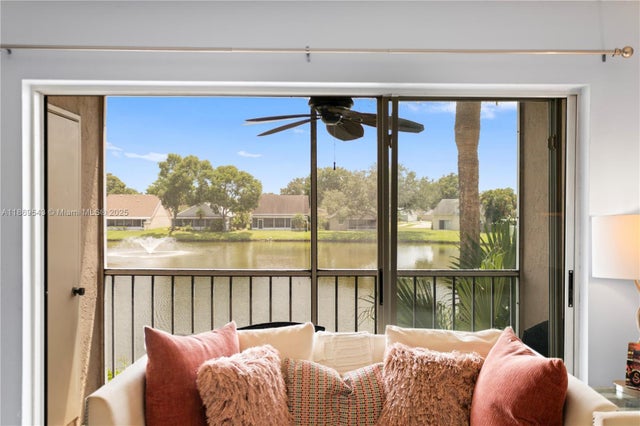 1 of 32 - 13791 Oneida Dr F2, Delray Beach, FL