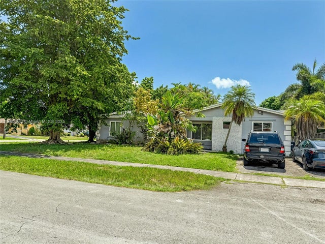 3 of 25 - 10240 Sw 160th Ter, Miami, FL