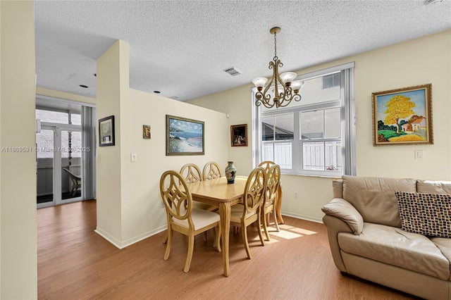 3 of 35 - 3155 N 37th Ave, Hollywood, FL