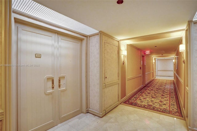 2 of 67 - 20281 E Country Club Dr 1712, Aventura, FL