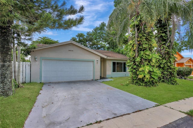 3 of 22 - 9330 Nw 53rd Ct, Sunrise, FL