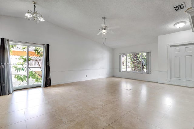 4 of 22 - 9330 Nw 53rd Ct, Sunrise, FL