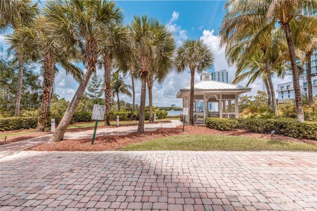 4 of 48 - 16500 Collins Ave 655, Sunny Isles Beach, FL