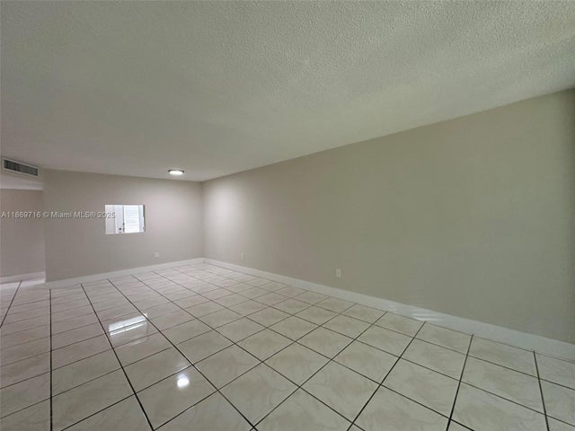 3 of 20 - 1501 Ne 191st St C108, Miami, FL
