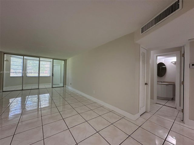4 of 20 - 1501 Ne 191st St C108, Miami, FL