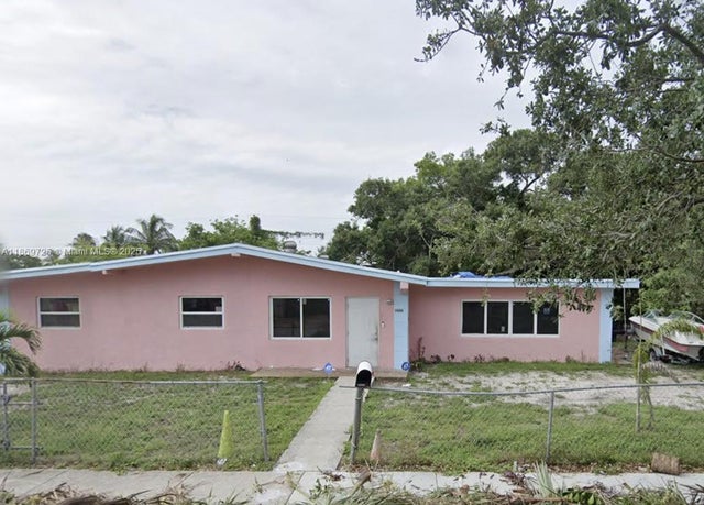 1 of 42 - 3000 Nw 8th Ct, Fort Lauderdale, FL