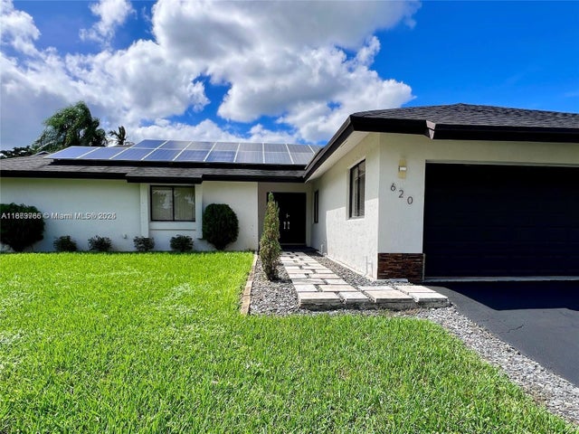 2 of 34 - 620 Sw 98th Ter, Pembroke Pines, FL