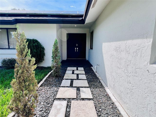 3 of 34 - 620 Sw 98th Ter, Pembroke Pines, FL