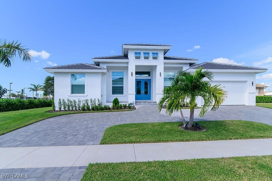 108 Gulfstream St, Marco Island