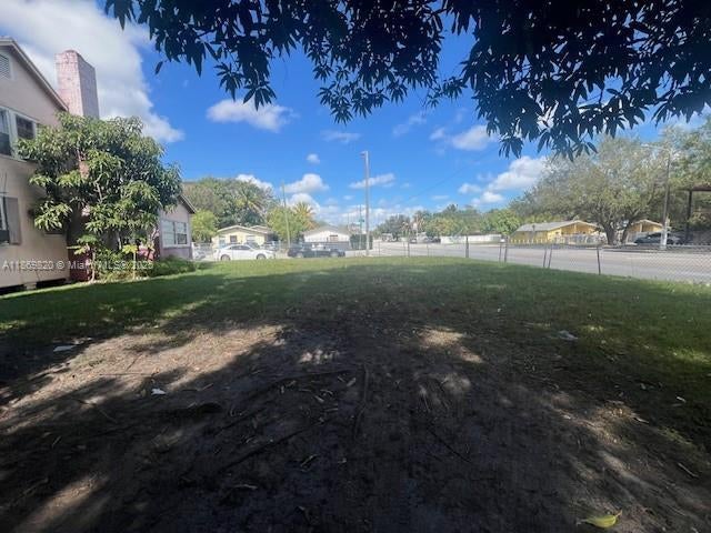 3 of 12 - 10 Nw 60th St, Miami, FL