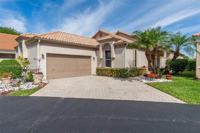1 of 32 - 6209 Evian Pl, Boynton Beach, FL