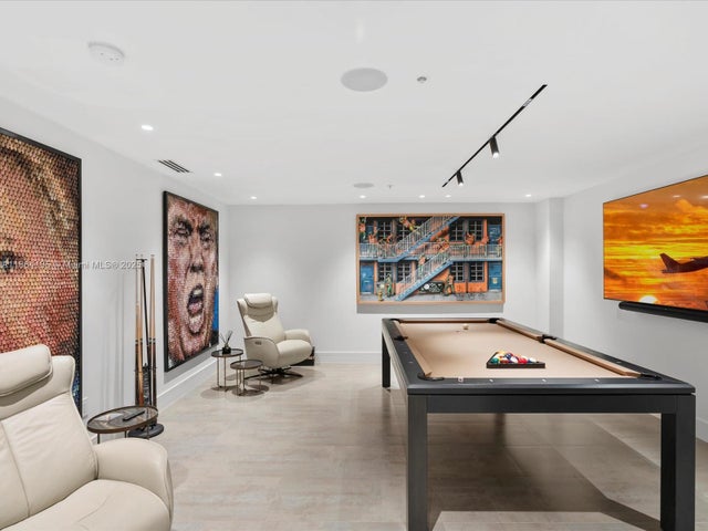 5 of 38 - 3501 N Ocean Dr V5, Hollywood, FL