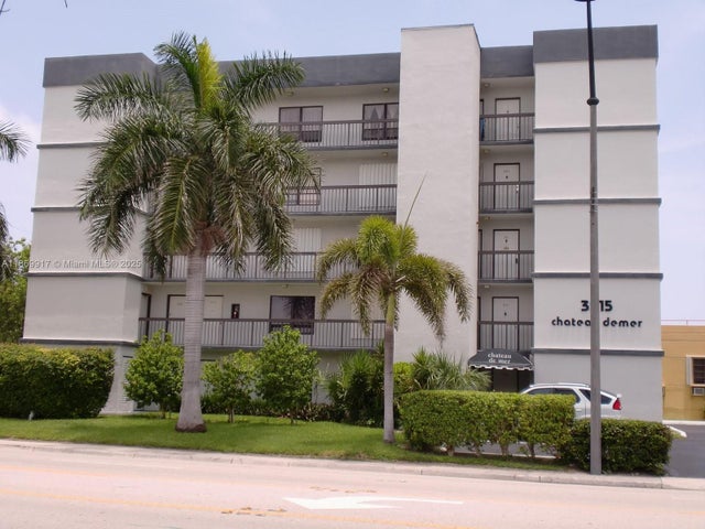 1 of 9 - 3215 N Ocean Dr 302, Hollywood, FL
