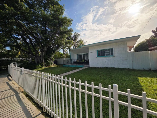 2 of 60 - 13895 Ne 11th Ave, North Miami, FL