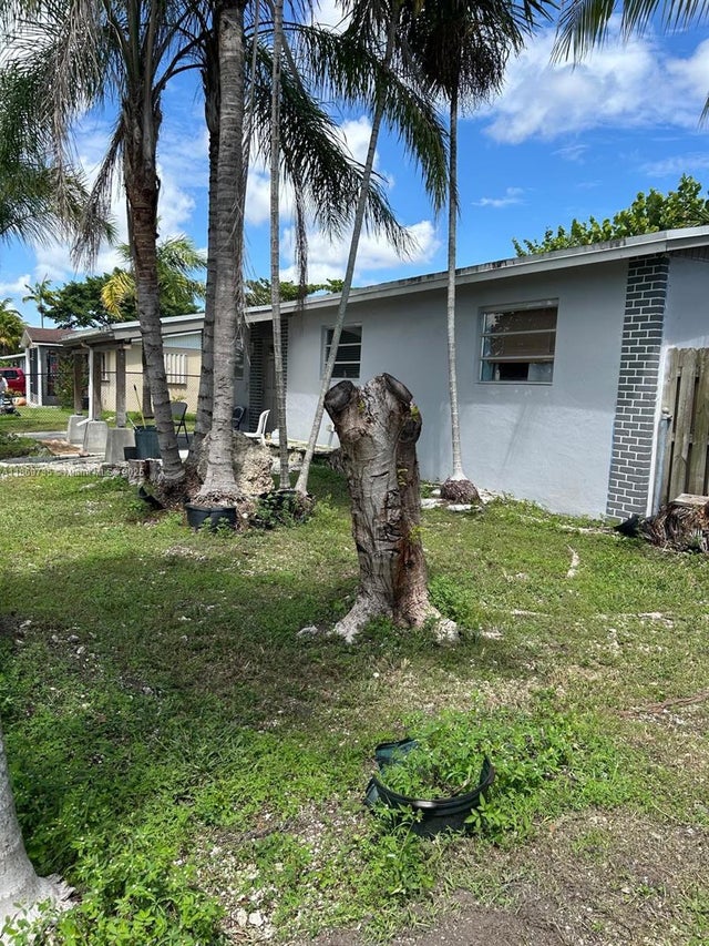 5 of 39 - 11431 Sw 193rd Ter, Miami, FL