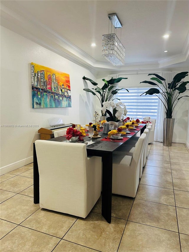 1 of 22 - 6040 Sw 97th Ave, Miami, FL
