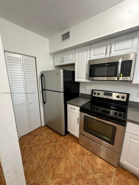 5 of 15 - 407 Nw 84th St 407, Miami, FL