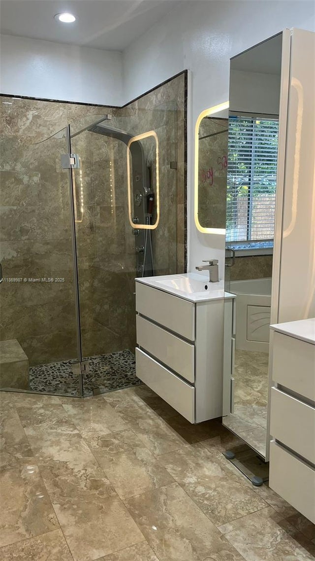 4 of 11 - 19353 Sw 60th Ct, Pembroke Pines, FL