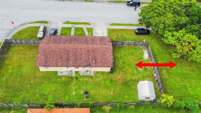 1 of 35 - 18095 Sw 104th Ave, Miami, FL
