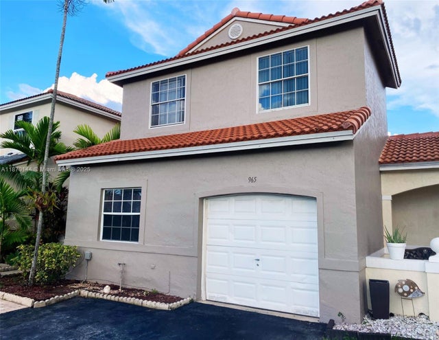 1 of 29 - 965 Sw 180th Ter, Pembroke Pines, FL