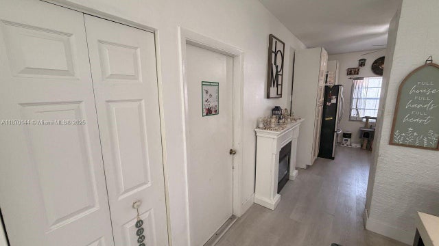 5 of 29 - 965 Sw 180th Ter, Pembroke Pines, FL