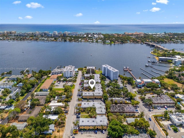 2 of 16 - 200 Croton Ave 111, Lantana, FL