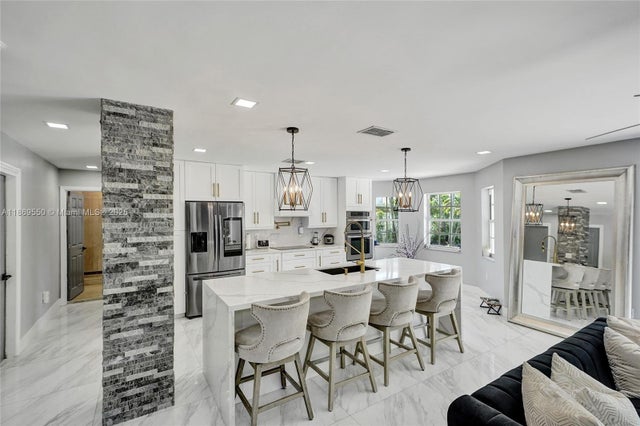 5 of 32 - 85 Gables Blvd, Weston, FL