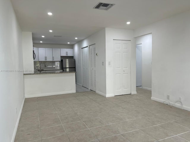 4 of 22 - 10592 Royal Palm Blvd 10592, Coral Springs, FL