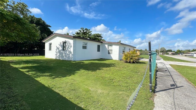 2 of 37 - 10730 Sw 149th Ter, Miami, FL