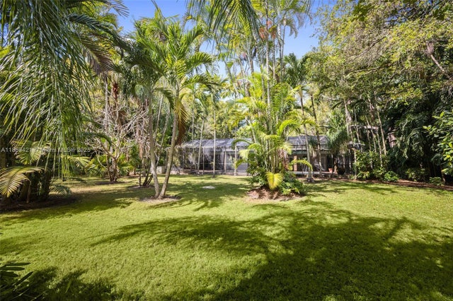 5 of 11 - 5100 Pine Drive, Miami, FL