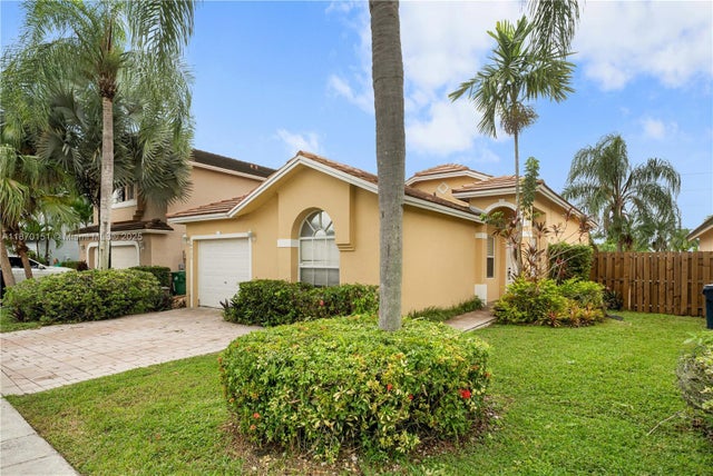 3 of 44 - 14750 Sw 156th Ave, Miami, FL