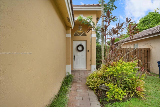 4 of 44 - 14750 Sw 156th Ave, Miami, FL