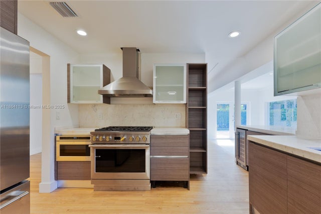 5 of 47 - 518 Daroco Ave, Coral Gables, FL