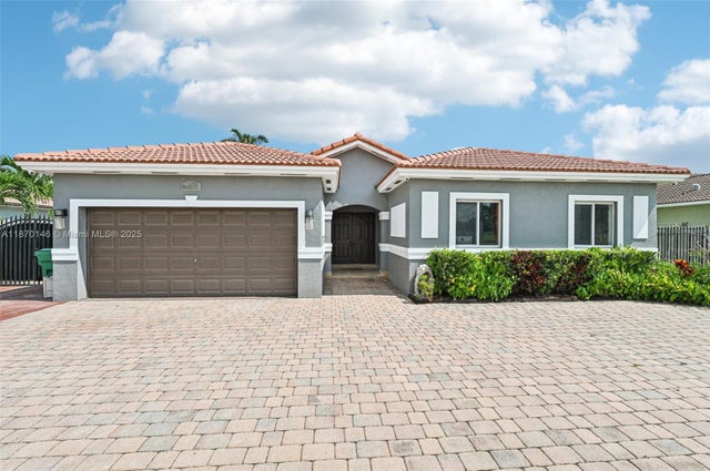 2 of 35 - 15333 Sw 184th St, Miami, FL