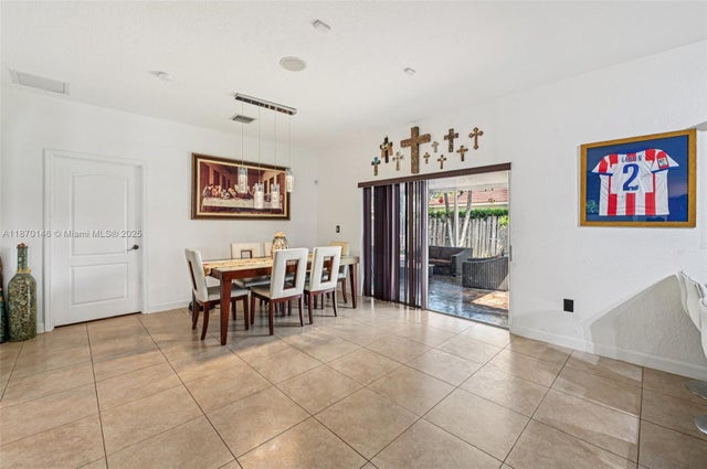 4 of 35 - 15333 Sw 184th St, Miami, FL