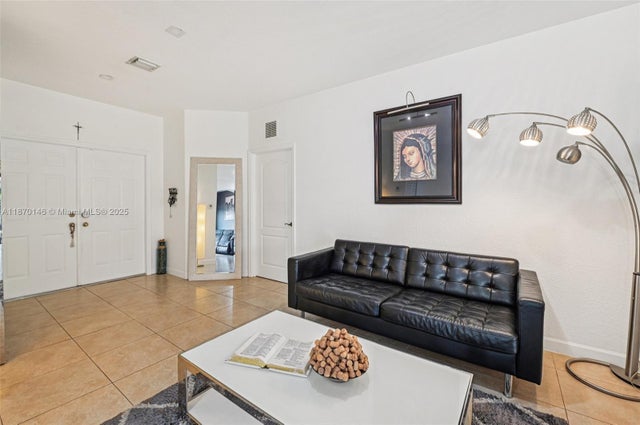 5 of 35 - 15333 Sw 184th St, Miami, FL