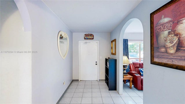 5 of 60 - 18231 Sw 90th Ct, Palmetto Bay, FL