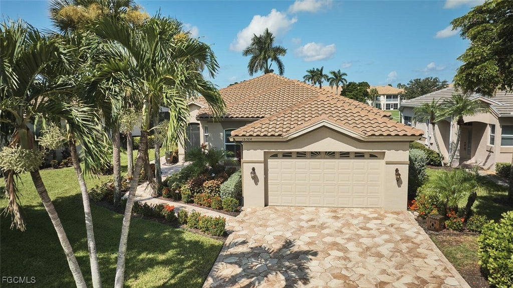 16364 Willowcrest Way, Fort Myers