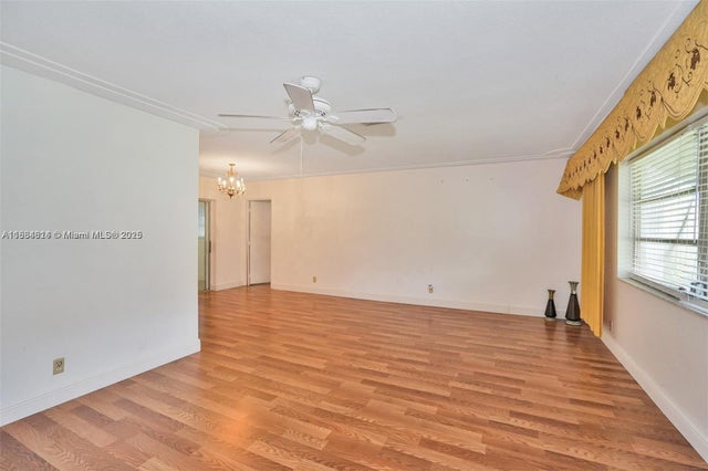 3 of 21 - 4411 Nw 14th St, Lauderhill, FL