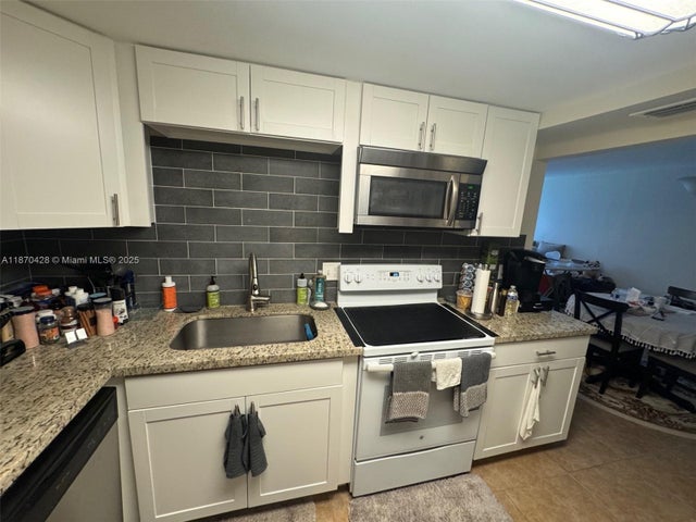 2 of 92 - 1428 Se 4th Ave 103, Deerfield Beach, FL
